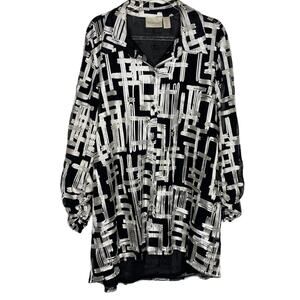 Chicos Womens Size 2/Large Black White Blouse Top‎ Geometric Button Up Sheer